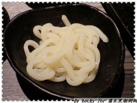 <新莊美食>平價及頂級享受，產地新鮮直送海鮮/打卡送食材～湯正黑潮涮涮