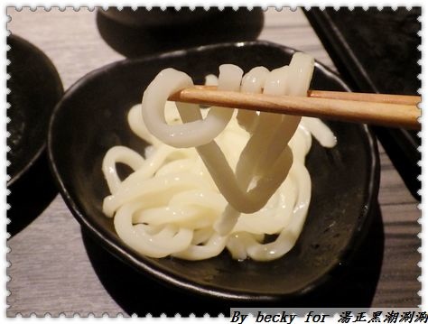 <新莊美食>平價及頂級享受，產地新鮮直送海鮮/打卡送食材～湯正黑潮涮涮