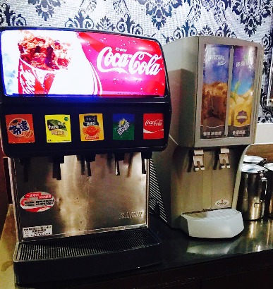 【明德】丰明殿昆布蔬果涮涮鍋 明德殿｜只要370元就能吃到的霸王級肉盤套餐