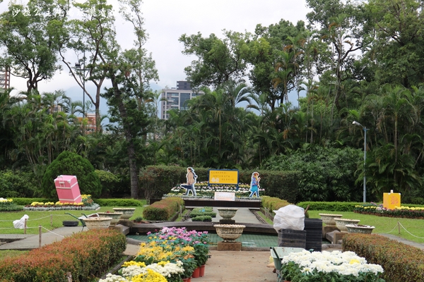 士林官邸:士林景點/2017菊花展『眾星雲菊』士林官邸/捷運士林站/文末士林捷運站周邊美食