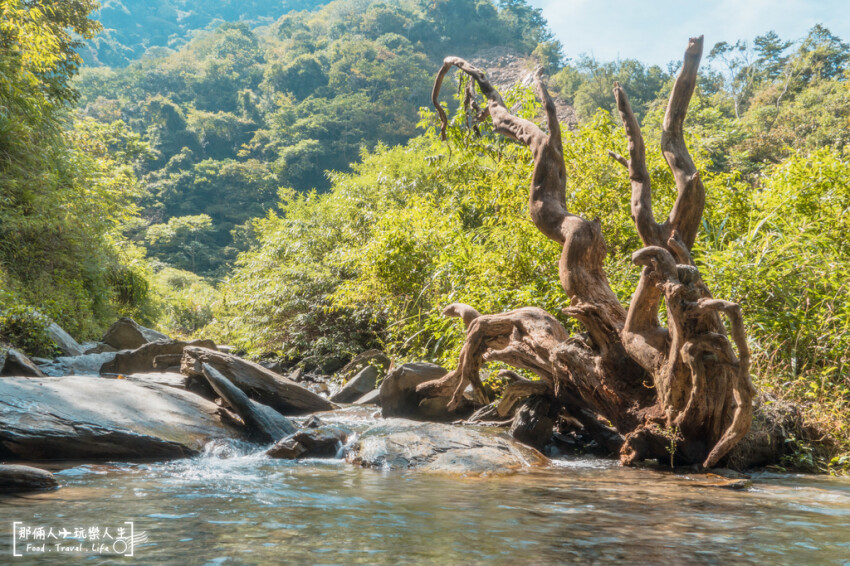 彩蝶瀑布｜埔里玩水秘境，集結了溯溪、戲水、攀岩、爬山、賞景...等戶外體能活動，給喜歡冒險挑戰的你~