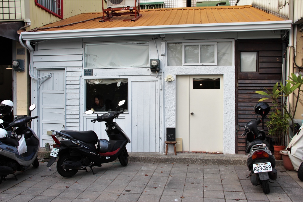 chill (3).JPG chill (3).JPG