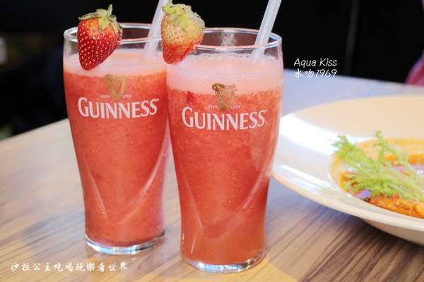 Aqua Kiss水吻1969:西門町創意料理『Aqua Kiss水吻1969』現場演唱/捷運西門站