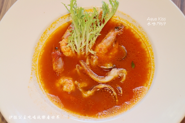 Aqua Kiss水吻1969:西門町創意料理『Aqua Kiss水吻1969』現場演唱/捷運西門站