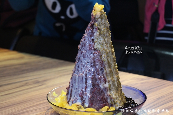 Aqua Kiss水吻1969:西門町創意料理『Aqua Kiss水吻1969』現場演唱/捷運西門站