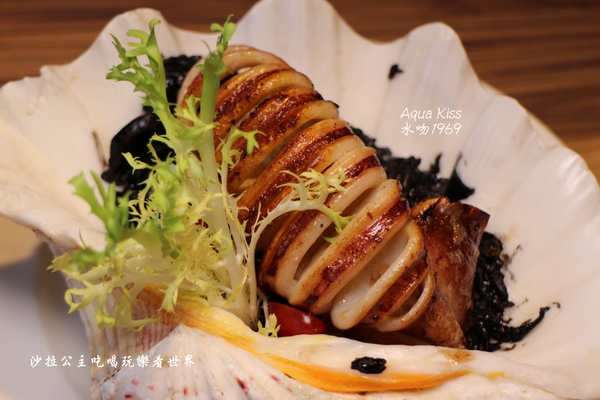 Aqua Kiss水吻1969:西門町創意料理『Aqua Kiss水吻1969』現場演唱/捷運西門站