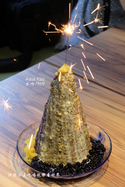 Aqua Kiss水吻1969:西門町創意料理『Aqua Kiss水吻1969』現場演唱/捷運西門站