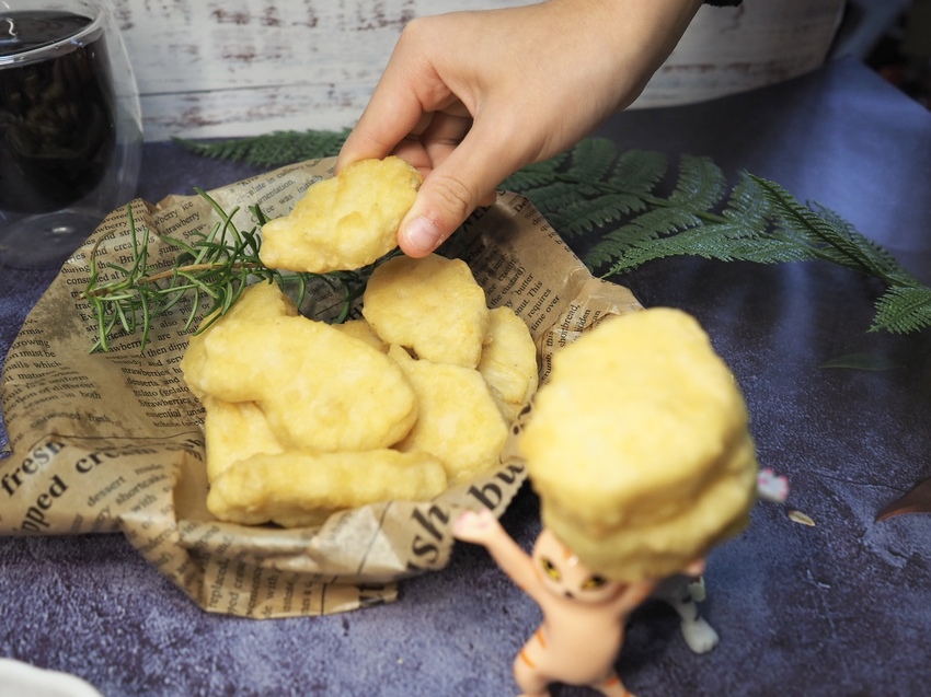 網購美食 原味時代 減醣也能兼具吃美食 輕卡豆渣厚雞塊+手工窯烤披薩Pizza 文末有折扣碼 - 藍色棉花糖咬蕃茄