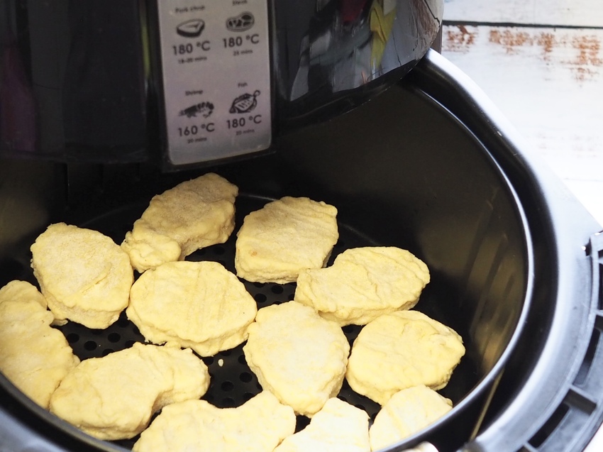 網購美食 原味時代 減醣也能兼具吃美食 輕卡豆渣厚雞塊+手工窯烤披薩Pizza 文末有折扣碼 - 藍色棉花糖咬蕃茄