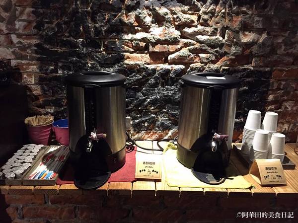 路徒行旅Roaders Hotel：【台北西門町】路徒行旅Roaders Hotel評價超高且價格低，徒步至捷運站不用五分鐘！(2016年4月開幕)