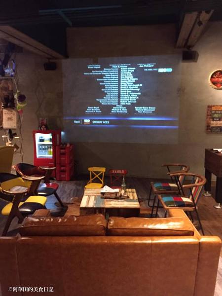 路徒行旅Roaders Hotel：【台北西門町】路徒行旅Roaders Hotel評價超高且價格低，徒步至捷運站不用五分鐘！(2016年4月開幕)