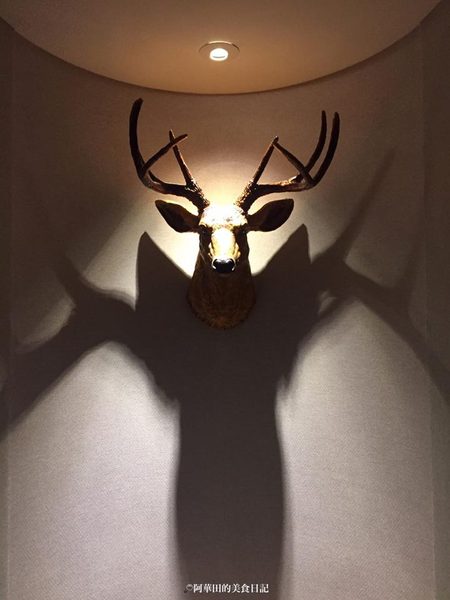 路徒行旅Roaders Hotel：【台北西門町】路徒行旅Roaders Hotel評價超高且價格低，徒步至捷運站不用五分鐘！(2016年4月開幕)