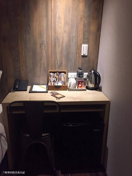 路徒行旅Roaders Hotel：【台北西門町】路徒行旅Roaders Hotel評價超高且價格低，徒步至捷運站不用五分鐘！(2016年4月開幕)