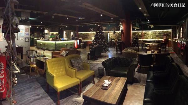 路徒行旅Roaders Hotel：【台北西門町】路徒行旅Roaders Hotel評價超高且價格低，徒步至捷運站不用五分鐘！(2016年4月開幕)