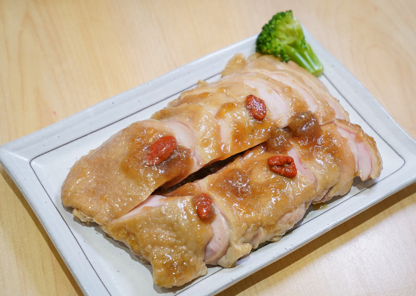 [高雄文化中心美食]赤燒分子廚藝丼-肉控必吃肉肉丼飯!滿足老饕的極致手藝 - 美食好芃友