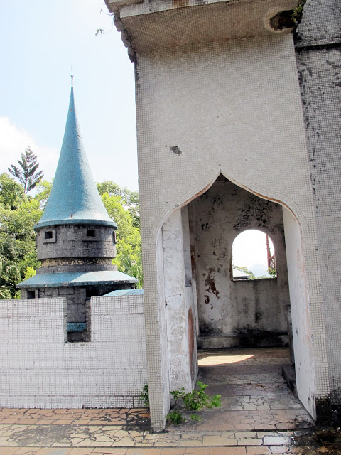 【新竹關西廢墟童話世界】迪士尼睡美人城堡夢幻景點~佛陀世界