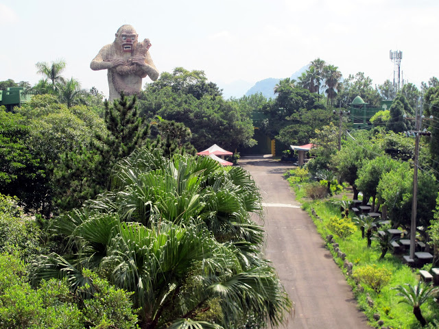 【新竹關西廢墟童話世界】迪士尼睡美人城堡夢幻景點~佛陀世界