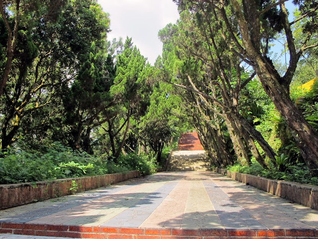 【新竹關西廢墟童話世界】迪士尼睡美人城堡夢幻景點~佛陀世界