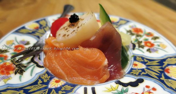 締藏和牛燒肉：囲炉裏(いろり)烤正宗澳洲和牛       ..台中締藏和牛燒肉‧愛評體驗團