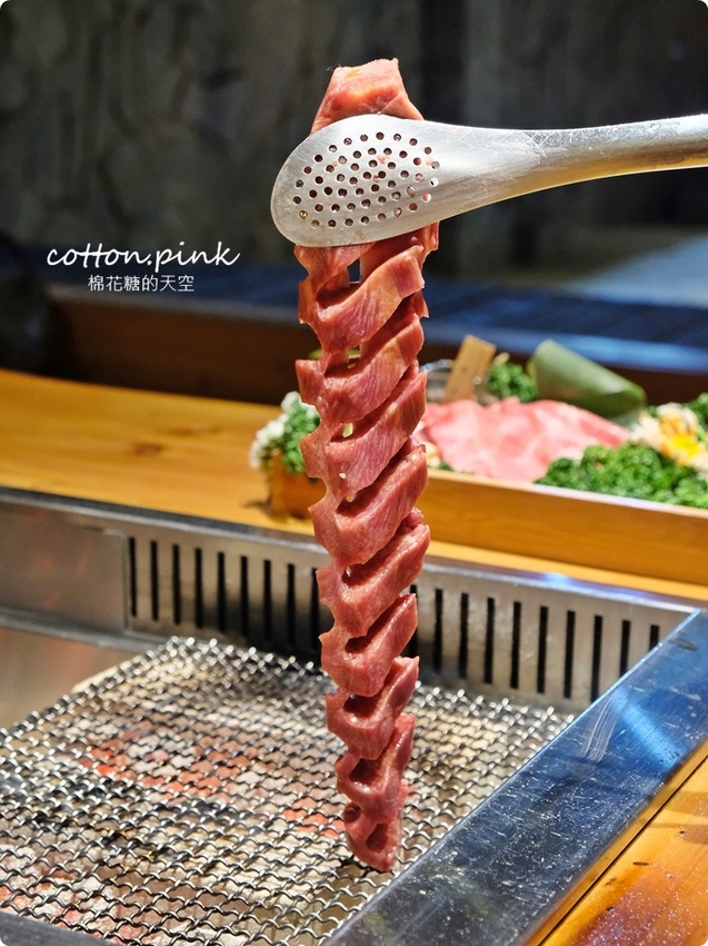 台中燒肉推這家-締藏和牛燒肉整條牛舌全上桌真的太狂啦!