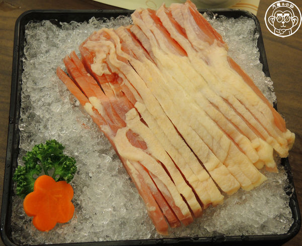 HELLO KITTY Shabu-Shabu火鍋二號店:呷飽祙【台北松山・Hello Kitty Shabu-Shabu二號店】