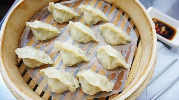 【台北美食】蒸的不一樣-皮薄餡多的美味蒸餃
