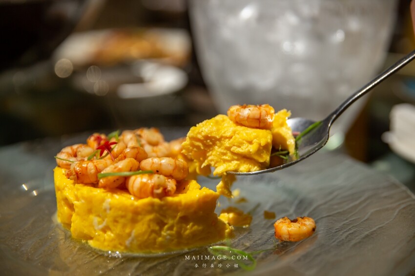 台北美食|南村私廚小酒棧~連續兩年米其林餐盤推薦,2022全新菜色道道精彩、捷運忠孝敦化美食。