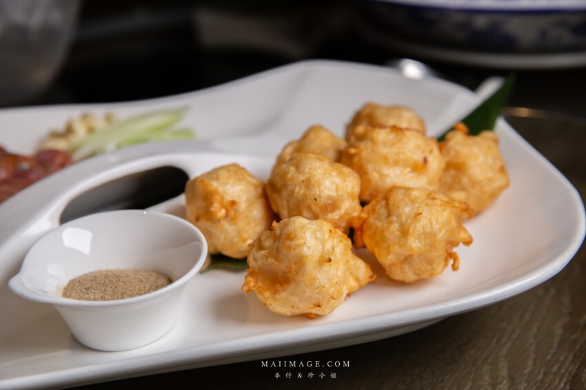 台北美食|南村私廚小酒棧~連續兩年米其林餐盤推薦,2022全新菜色道道精彩、捷運忠孝敦化美食。