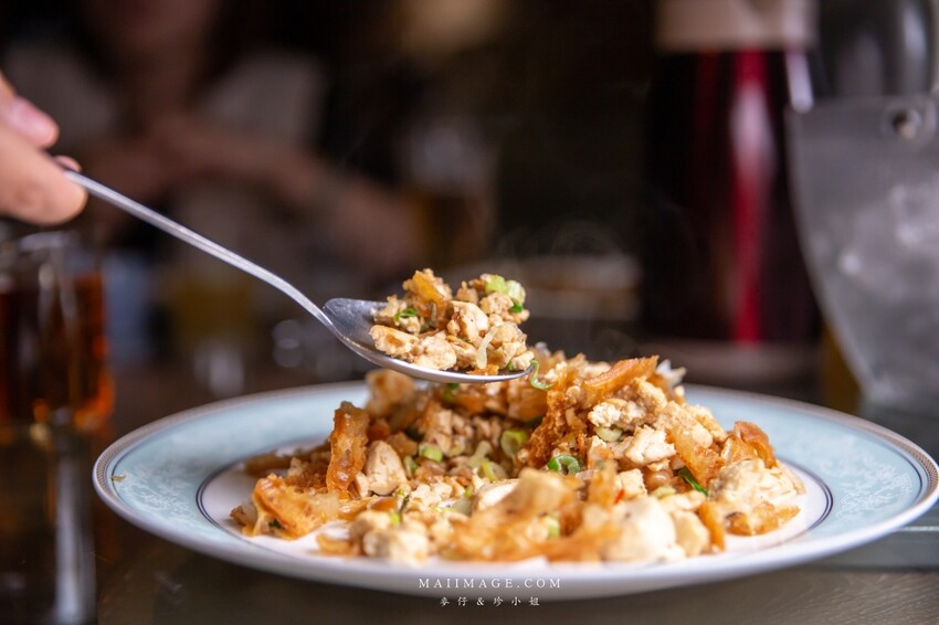 台北美食|南村私廚小酒棧~連續兩年米其林餐盤推薦,2022全新菜色道道精彩、捷運忠孝敦化美食。