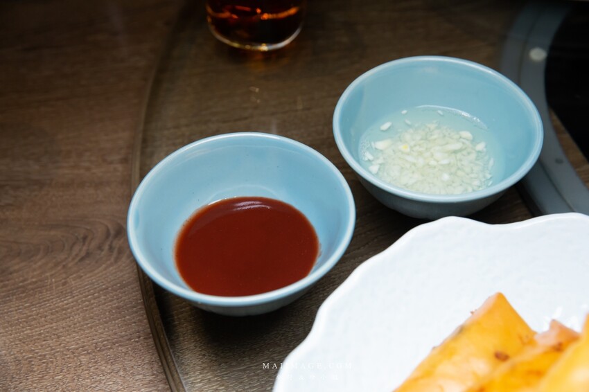 台北美食|南村私廚小酒棧~連續兩年米其林餐盤推薦,2022全新菜色道道精彩、捷運忠孝敦化美食。