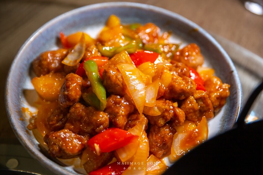 台北美食|南村私廚小酒棧~連續兩年米其林餐盤推薦,2022全新菜色道道精彩、捷運忠孝敦化美食。