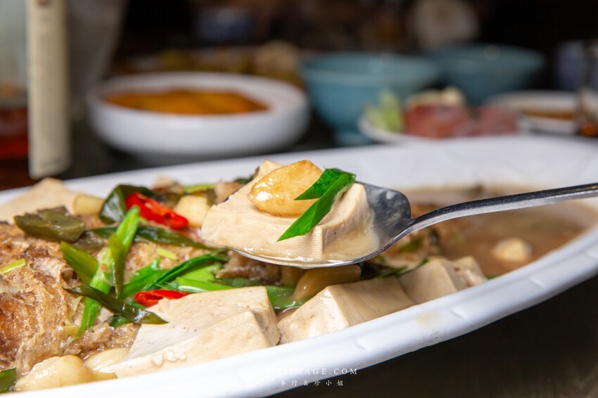 台北美食|南村私廚小酒棧~連續兩年米其林餐盤推薦,2022全新菜色道道精彩、捷運忠孝敦化美食。