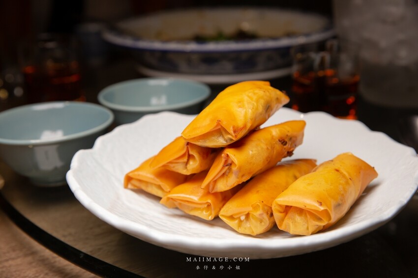 台北美食|南村私廚小酒棧~連續兩年米其林餐盤推薦,2022全新菜色道道精彩、捷運忠孝敦化美食。