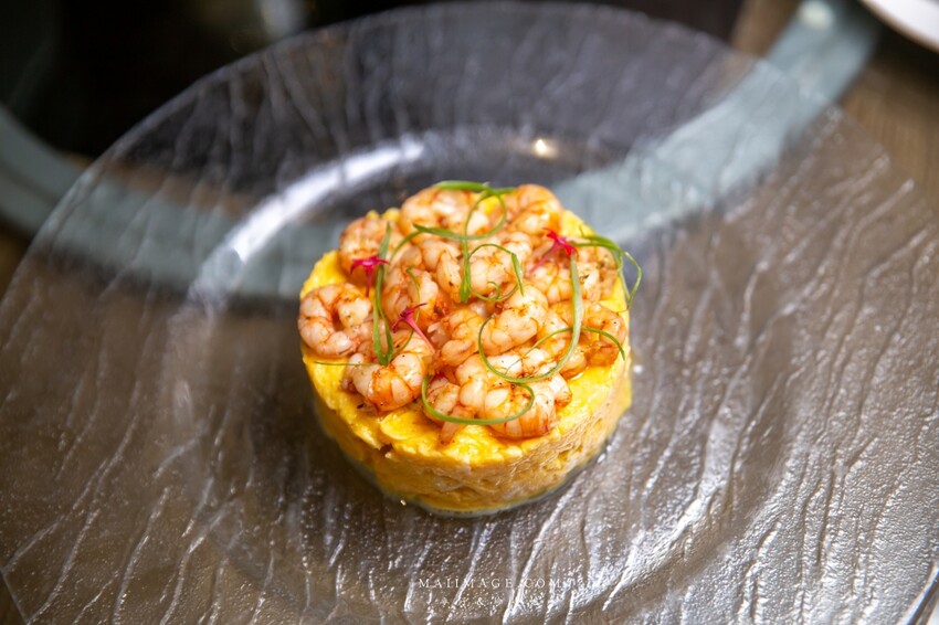 台北美食|南村私廚小酒棧~連續兩年米其林餐盤推薦,2022全新菜色道道精彩、捷運忠孝敦化美食。