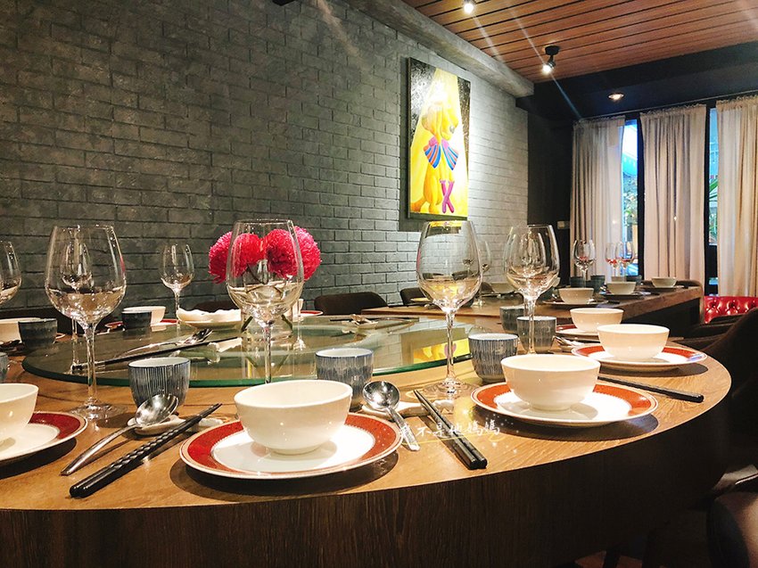 忠孝敦化商業午餐,信義安和商業午餐,商業午餐 眷村菜,紹興醉雞,食尚玩家 眷村菜,食尚玩家 外省菜,南村開胃小品,麻辣小黃瓜,四季烤麩