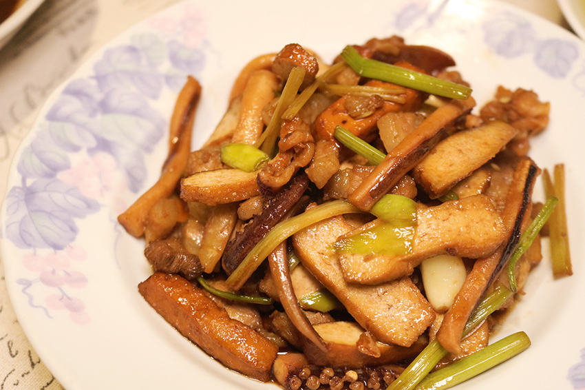 南村,忠孝復興外帶,東區熱炒外帶,東區熱炒外送,東區百元熱炒,台北熱炒外帶,台北熱炒外送,眷村菜外送,眷村菜外帶,高CP值熱炒外送