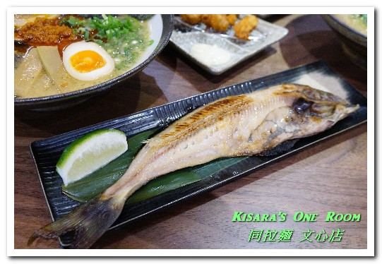 同拉麵とともに(文心店)：文心路拉麵．適合呼朋引伴的客製化拉麵店──同拉麵とともに