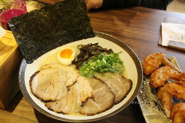 IMG_9000.jpg IMG_9000.jpg