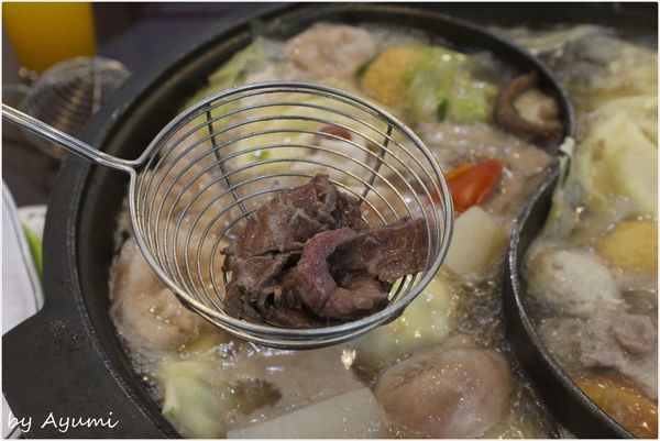 牛墟溫體牛肉/豬肉火鍋：[食記]冬天來時~善化牛墟是你最佳進補的好去處