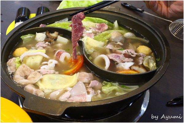 牛墟溫體牛肉/豬肉火鍋：[食記]冬天來時~善化牛墟是你最佳進補的好去處