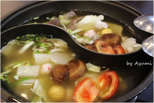 牛墟溫體牛肉/豬肉火鍋：[食記]冬天來時~善化牛墟是你最佳進補的好去處