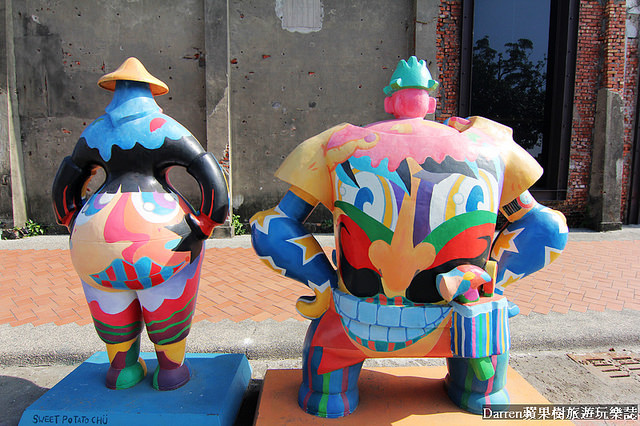 『高雄市鹽埕區住宿』城市商旅高雄真愛館★海洋概念設計風格旅店/鄰近駁二藝術特區大義倉庫/海霸王集團商旅集團