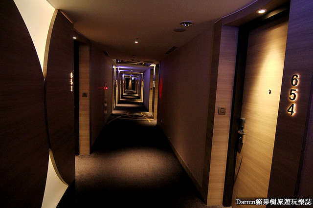 『高雄市鹽埕區住宿』城市商旅高雄真愛館★海洋概念設計風格旅店/鄰近駁二藝術特區大義倉庫/海霸王集團商旅集團