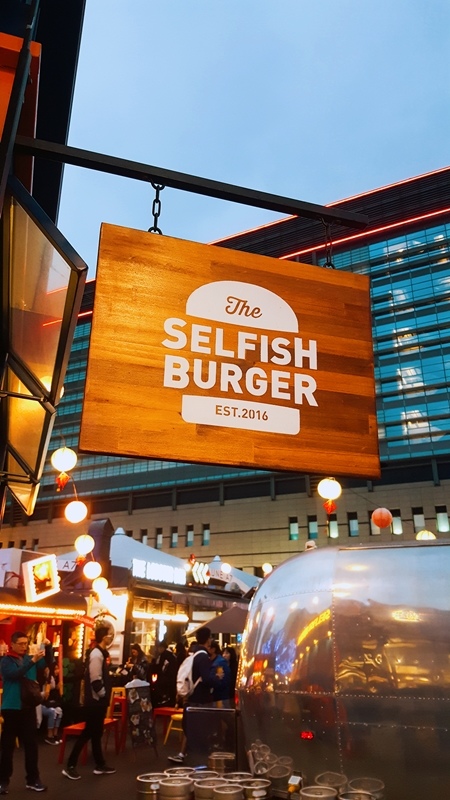 SelfieCity_20170208122803_org.jpg SelfieCity_20170208122803_org.jpg