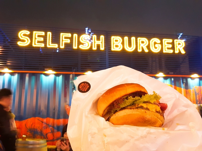 SelfieCity_20170208122957_org.jpg SelfieCity_20170208122957_org.jpg