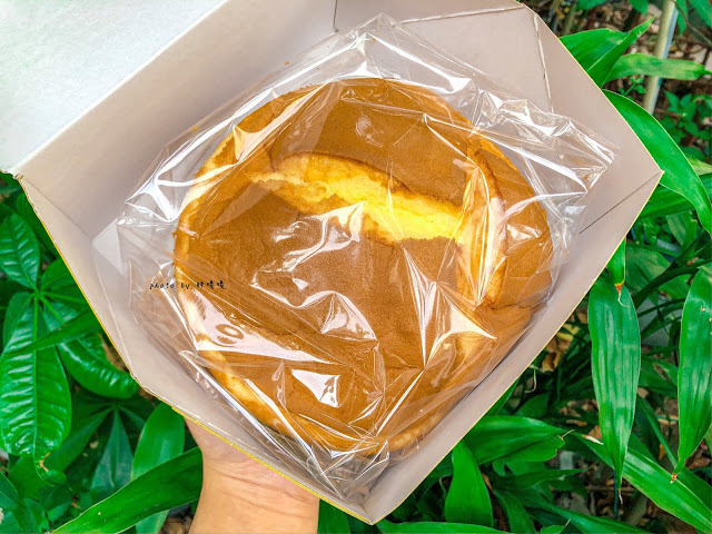 【彰化 秀水】小美布丁蛋糕專賣店🍰熱門團購美食,簡單的古早味蛋糕,卻一點也不簡單,口感綿密濕潤,冰過更好吃,大人小孩都愛不釋口😋