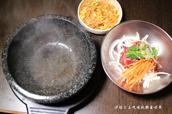 八戒韓食:台北中山美食/韓式燒烤/韓式料理『Hakkai 八戒韓食 サムギョプサル専門店』吉林路宵夜/捷運行天宮站