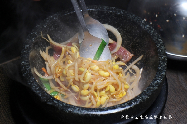 八戒韓食:台北中山美食/韓式燒烤/韓式料理『Hakkai 八戒韓食 サムギョプサル専門店』吉林路宵夜/捷運行天宮站