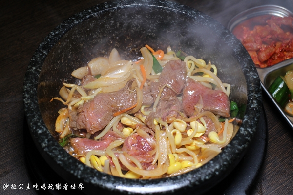 八戒韓食:台北中山美食/韓式燒烤/韓式料理『Hakkai 八戒韓食 サムギョプサル専門店』吉林路宵夜/捷運行天宮站