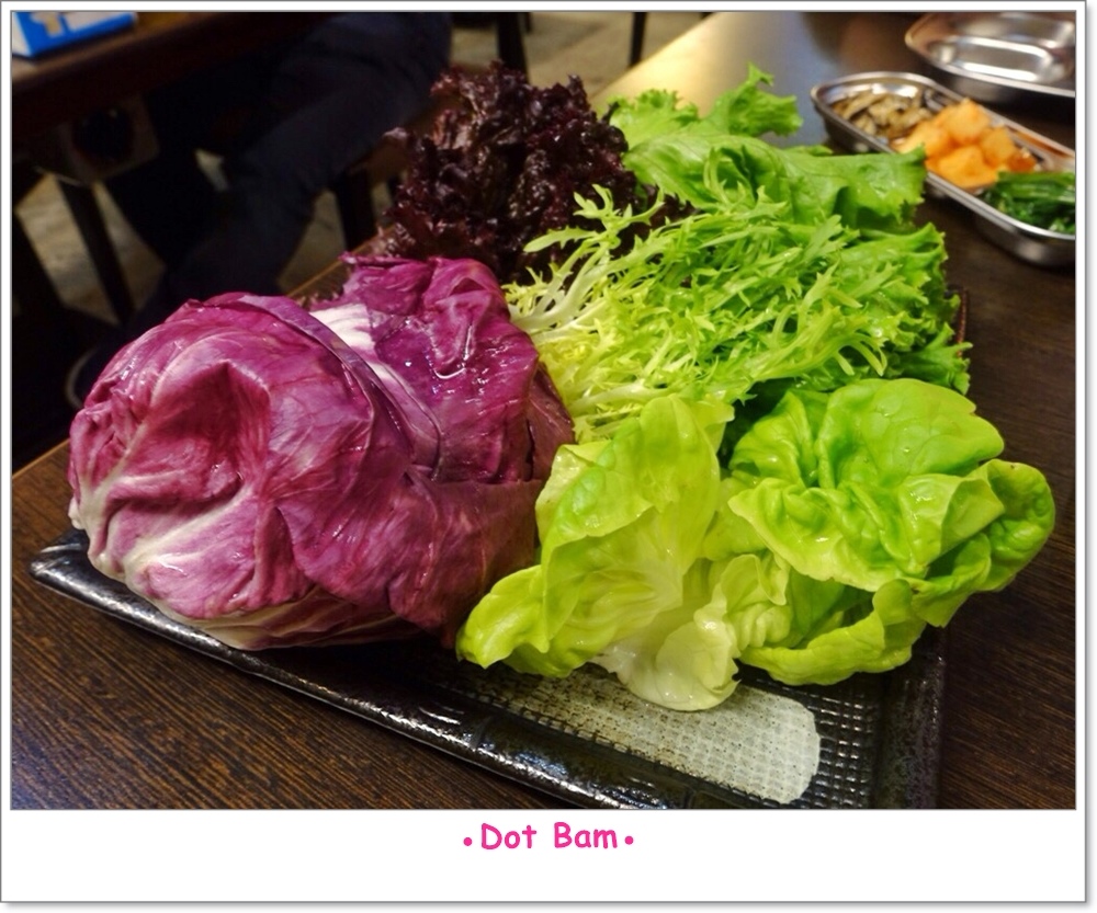 八戒韓食 包肉菜.JPG